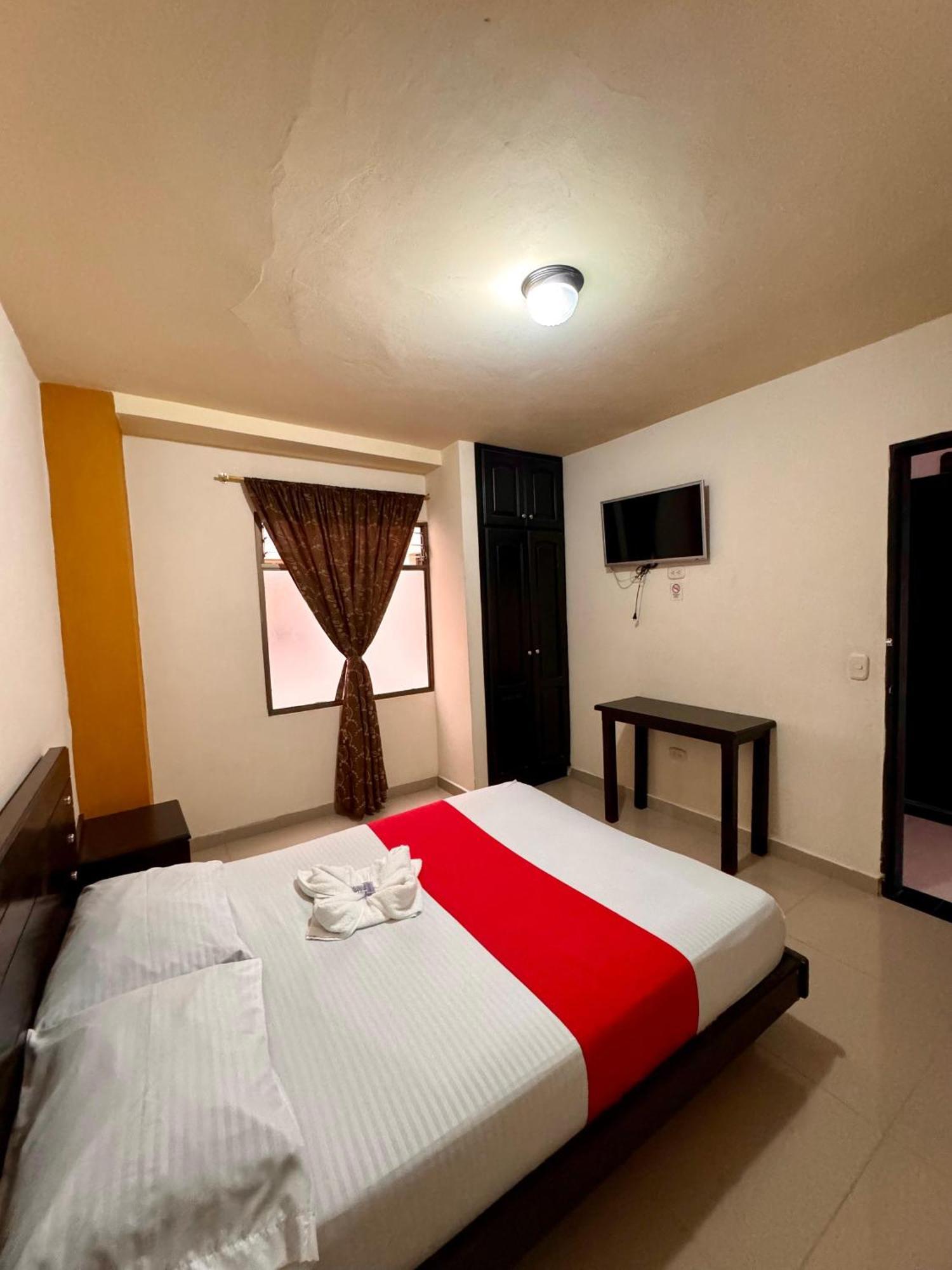Hotel Portal Dorado Marinilla Exterior photo